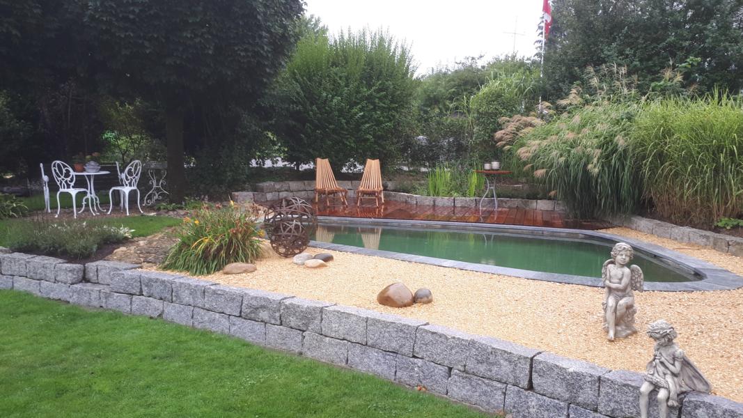 Naturpool mit Moby Dick
